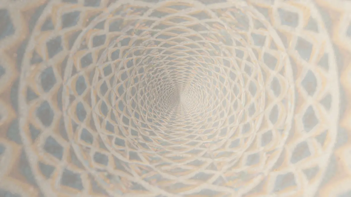Uno stereogramma astratto con pattern ripetuti